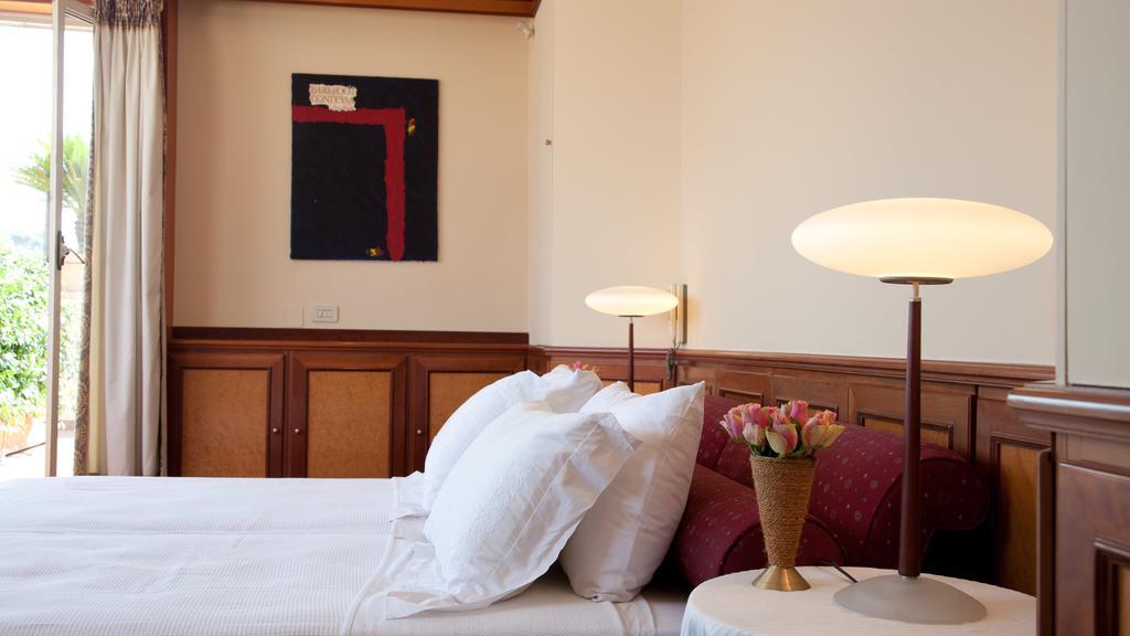 Rental In Rome - Fontana Di Trevi Penthouse Extérieur photo