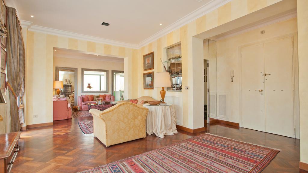 Rental In Rome - Fontana Di Trevi Penthouse Extérieur photo